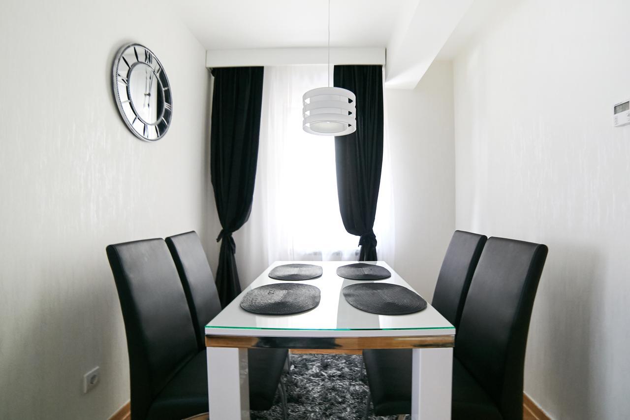 Lux Apartmani Beograd エクステリア 写真
